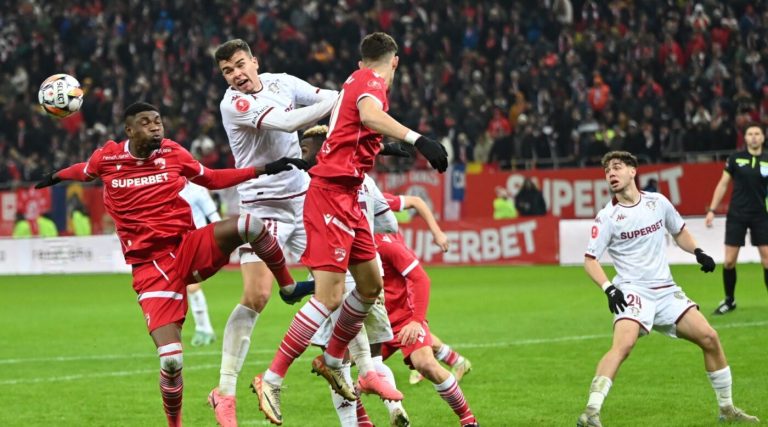 A jucat la Dinamo și a oferit o reacție neverosimilă după derby-ul cu Rapid: „Deci dacă ai ciudă pe cineva, îl pui să se uite la asta. E pedeapsă. Vai de capul meu!” Prosport” „prefix”:”@ 