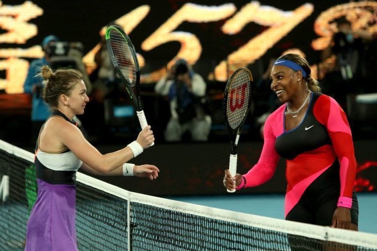 „Serena Williams ar putea să ia wildcard-ul Simonei Halep la Australian Open”. Fanii au reacționat după ce românca s-a retras, iar fosta jucătoare din SUA a impresionat cu imagini de la antrenamentele ei Prosport” „prefix”:”@ 