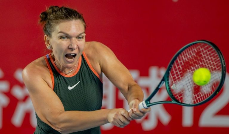 Încălzirea perfectă pentru Australian Open, exclusiv pe VOYO: Simona Halep nu se menajează înainte de Crăciun @Stiri @ Sport.ro