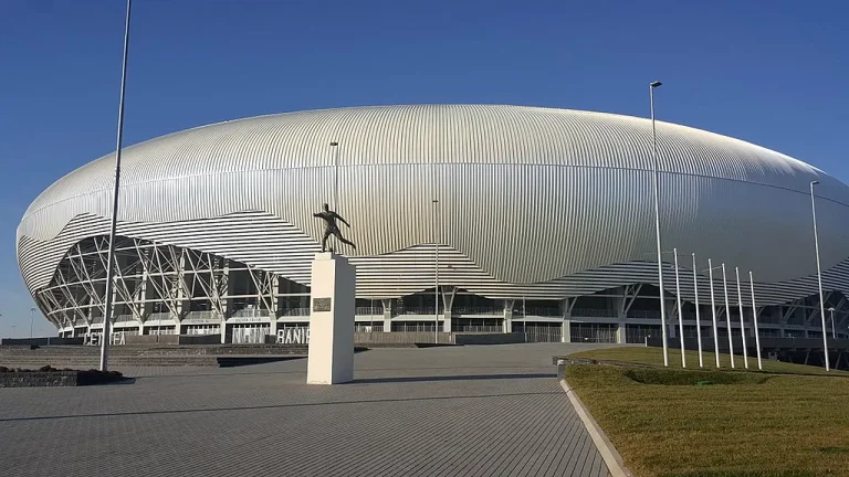 Lovitură incredibilă pentru FCU Craiova 1948 din partea Primăriei din Bănie. Ce sumă trebuie să plătească Adrian Mititelu dacă mai dorește ca echipa sa să joace pe „Oblemenco”. SPECIAL Prosport” „prefix”:”@ 