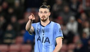 „Dă piept cu atacanți adevărați, nu cu Bîrligea” Florin Manea a spus ce se întâmplă cu Radu Drăgușin la Tottenham @Antena Sport