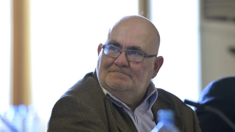 Ce este obligat să facă Alfred Bulai după ce a fost plasat sub control judiciar. Avocatul Adrian Cuculis: „Se poate întoarce în arestul preventiv” Fanatik.ro” „prefix”:”@ 