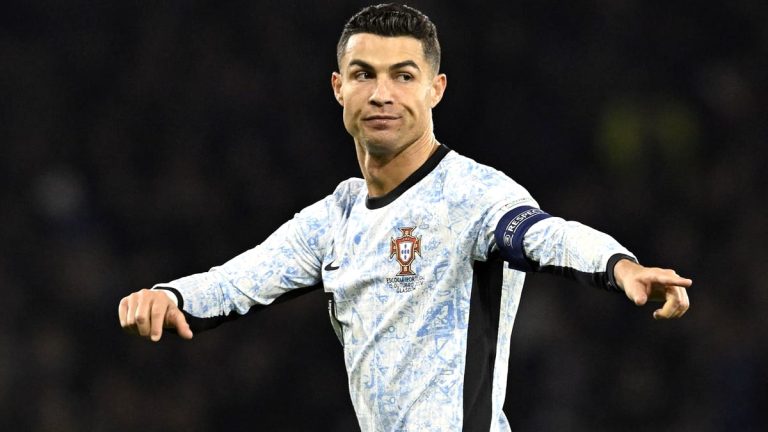 Reacție virulentă a unui campion mondial după afirmațiile lui Cristiano Ronaldo: „Vorbește prostii” Fanatik.ro” „prefix”:”@ 