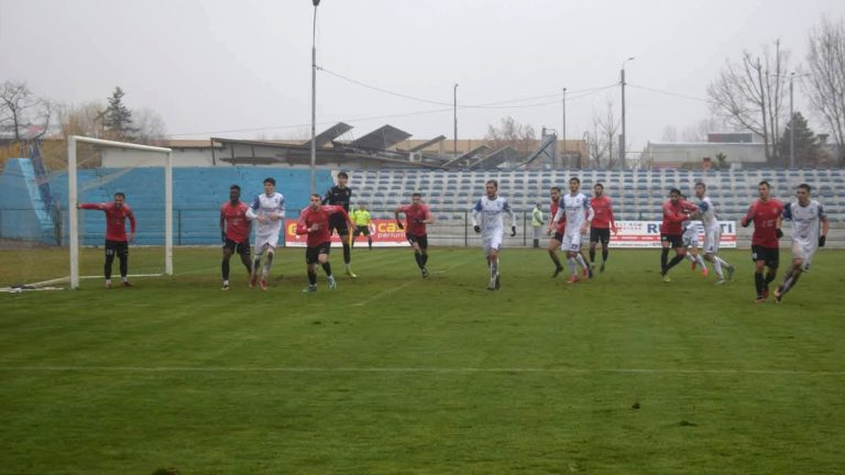 Strigătul de disperare al unul fotbalist neplătit de mai bine de patru luni! ”Când ești bun, ești luat de prost. Am fost păcălit din nou și fac sărbătorile doar cu promisiuni”. INTERVIU Prosport” „prefix”:”@ 