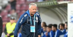 Conducerea de la CFR Cluj, reacţie imediată după ce s-a anunţat că Dan Petrescu pleacă de la echipă @Antena Sport