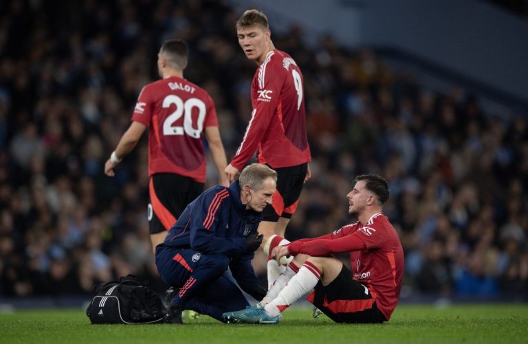 OUT! Un star de la Manchester United s-a accidentat și poate rata meciul cu FCSB @Stiri @ Sport.ro