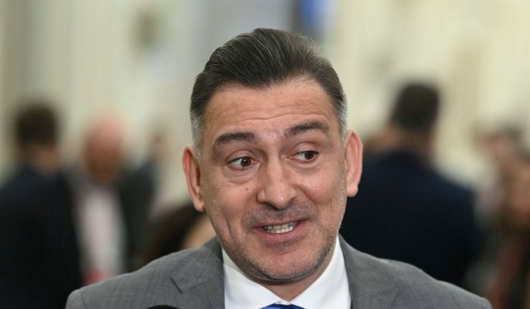 Ilie Dumitrescu a urmărit primele 45 de minute din Dinamo – Rapid și a fost sincer: ”El e cel mai periculos” @Stiri @ Sport.ro