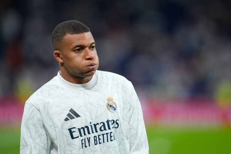 La șase luni după plecarea la Real Madrid, PSG i-a transmis un mesaj direct lui Mbappe @Stiri @ Sport.ro