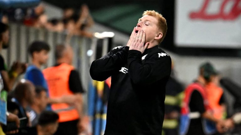 Neil Lennon își anunță revenirea! Anunțul fostului antrenor de la Rapid: „Vreau să mă întorc!” Fanatik.ro” „prefix”:”@ 