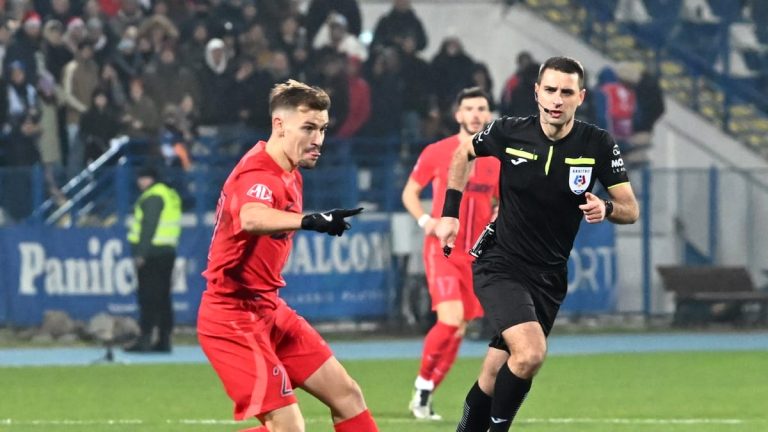 Darius Olaru, goluri fantastice în Poli Iași – FCSB! Căpitanul „roș-albaștrilor” l-a egalat pe Mitriță în topul marcatorilor din SuperLiga. Video Fanatik.ro” „prefix”:”@ 