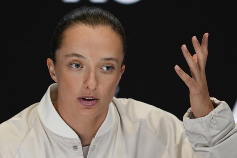 Iga Swiatek a dezvăluit cum se poartă cu ea celelalte jucătoare de tenis, în vestiar, după ce a fost prinsă dopată: „Așa sunt fetele” Prosport” „prefix”:”@ 