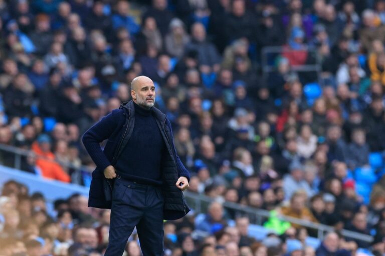 Pep Guardiola dă 50.000.000 de euro pentru un fundaş Prosport” „prefix”:”@ 