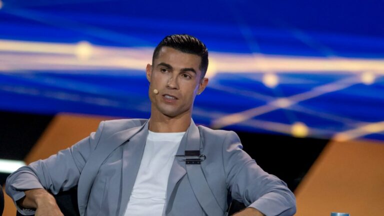 Cristiano Ronaldo impune noi condiții pentru a continua la Al-Nassr! Îl vrea alături pe un fost coleg de la Real Madrid Fanatik.ro” „prefix”:”@ 