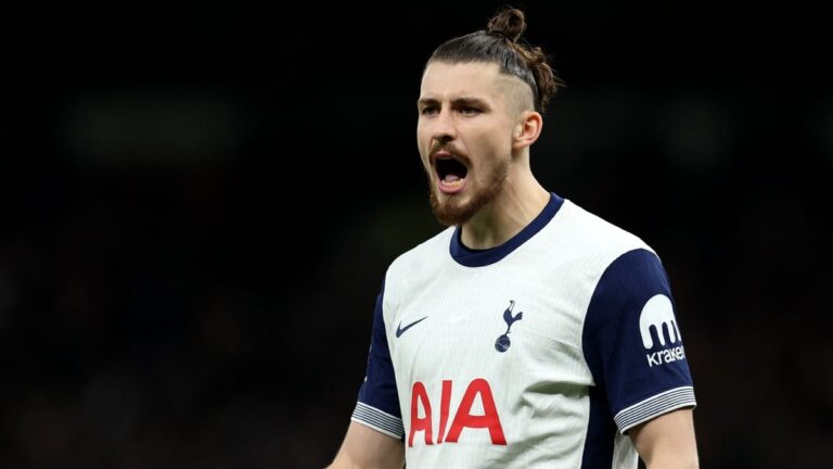 Notă primită de Radu Drăgușin după Tottenham – Liverpool 1-0. Prestație solidă pentru fundașul român Fanatik.ro” „prefix”:”@ 