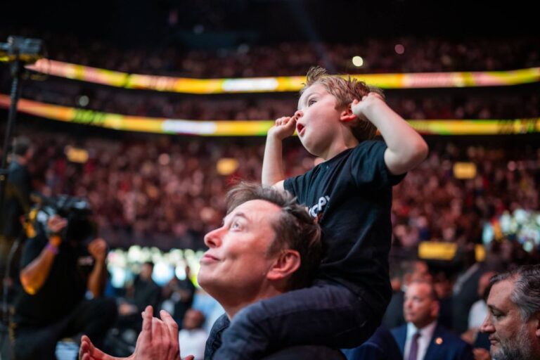 Clubul de fotbal din Europa pe care Elon Musk ar intenționa să-l cumpere! Ar deveni cel mai antipatizat din lume (Stiri @ Sport.ro)