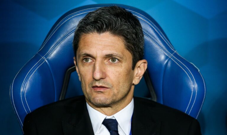 Irakienii insistă cu numirea lui Răzvan Lucescu în funcția de selecționer: „Cea mai bună variantă!“ (Stiri @ Sport.ro)