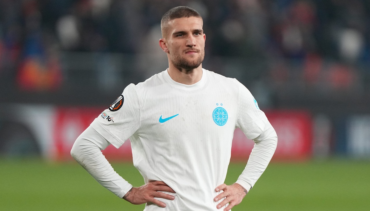 Bîrligea n-a venit cu autocarul FCSB de la Sibiu! Ce s-a întâmplat cu atacantul după ce Gigi Becali a zis că-i închiriază cel mai luxos Mercedes