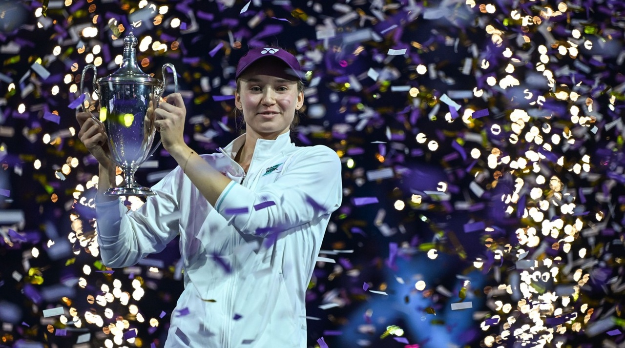 Suma a copleșit-o. Cum a reacționat Rybakina după ce a pus mâna pe 5.200.000 de dolari la Turneul Campioanelor