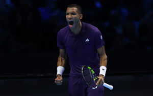 Felix Auger-Aliassime, victorie senzațională la Turneul Campionilor! Canadianul speră la semifinale