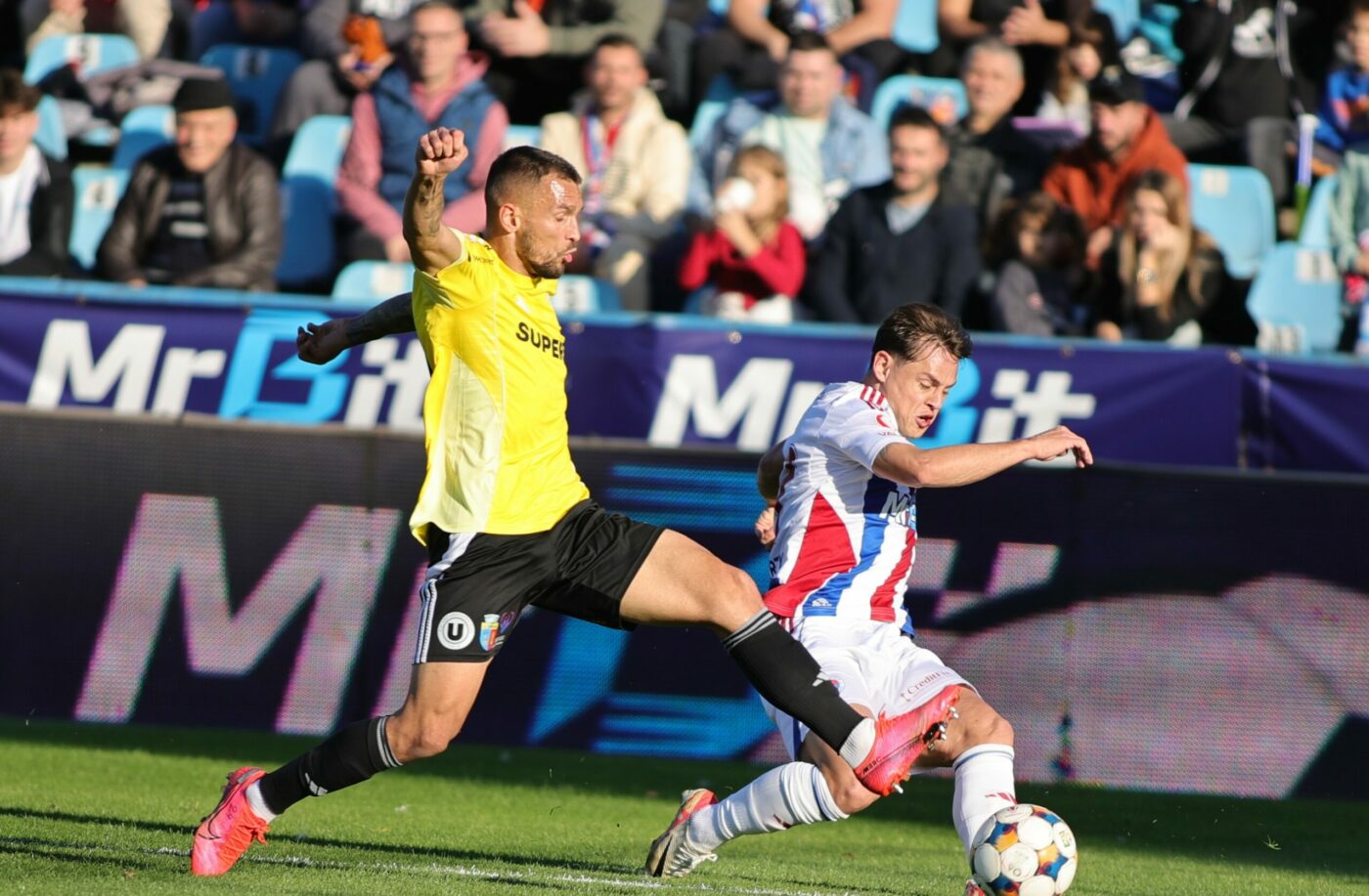 Situație incredibilă în Superliga! Încă un club a primit interdicție la transferuri