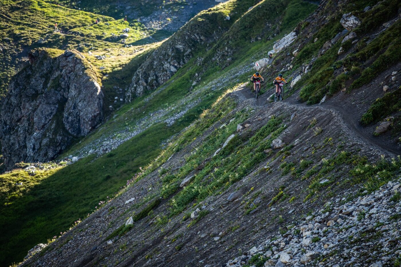 ADVERTORIAL. Hardtail de sezon: unde găsești cele mai spectaculoase trasee toamna în Cluj