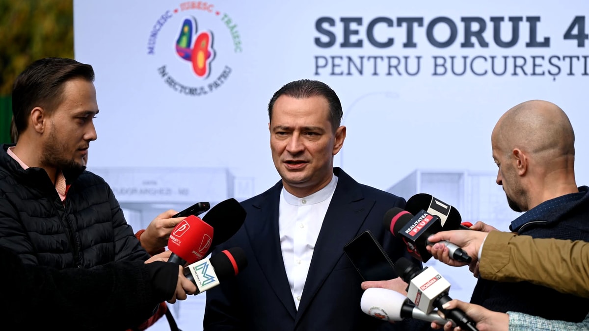 Daniel Băluţă, declaraţie surprinzătoare: „Eu sunt singurul candidat antisistem!” (Fanatik.ro" "prefix":"@ )