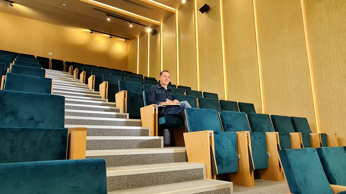 Daniel Băluţă, despre investiţiile în educaţie: „Ce vedeţi în Sectorul 4 vreau să se întâmple în toată Capitala”