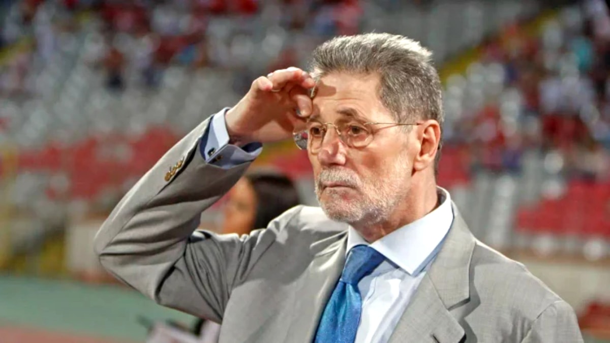 Cornel Dinu, reacție scurtă după ce a fost internat la Spitalul de Urgență