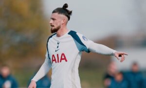Radu Drăguşin a revenit pe teren la Tottenham! Partida în care a jucat o repriză