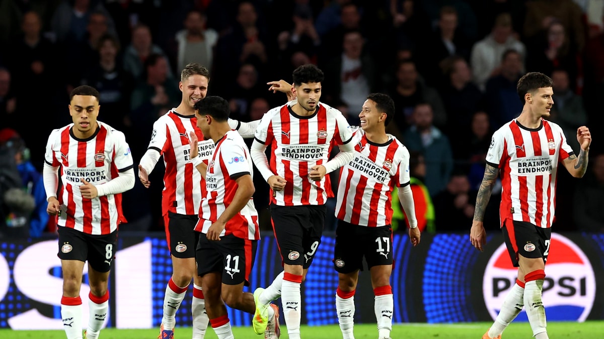 Dennis Man, din nou decisiv pentru PSV în victoria categorică cu AZ Alkmaar! Românul a ajuns la al 4-lea assist