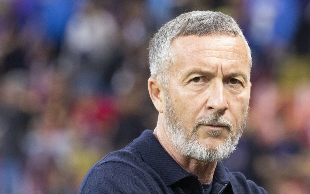 Un jucător de la FCSB a venit beat la antrenamente! Mihai Stoica: ”Nu putea să stea în picioare!”