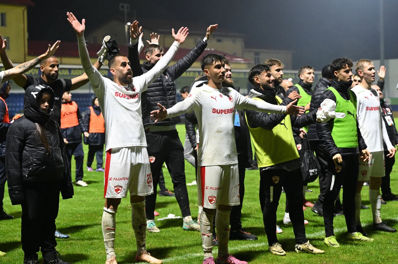 Fără jucători convocați la naționala lui Mircea Lucescu, Dinamo trimite&hellip; (Stiri @ Sport.ro)